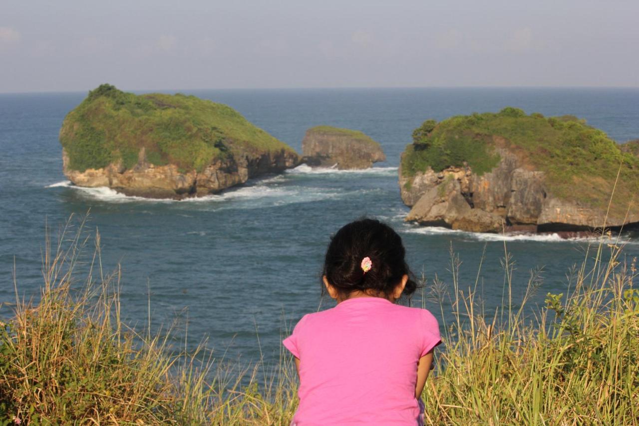 Kalak Watukarung Ristu Homestay المظهر الخارجي الصورة