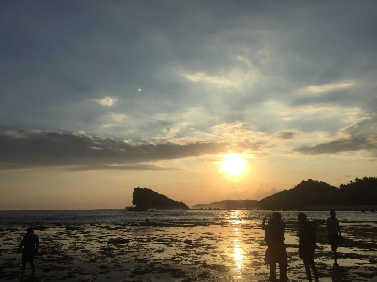 Kalak Watukarung Ristu Homestay المظهر الخارجي الصورة