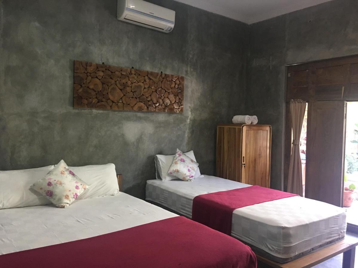 Kalak Watukarung Ristu Homestay المظهر الخارجي الصورة