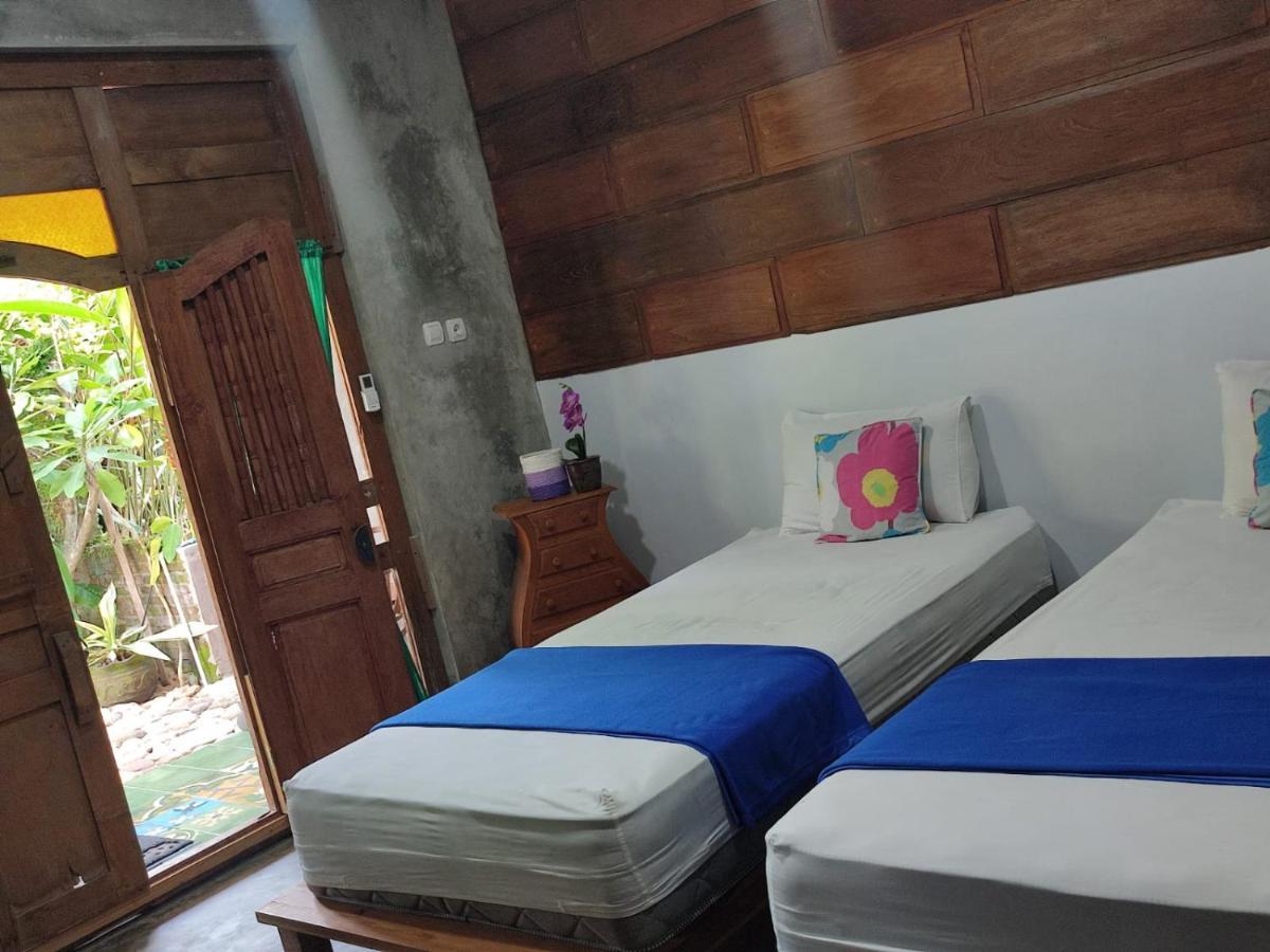 Kalak Watukarung Ristu Homestay المظهر الخارجي الصورة
